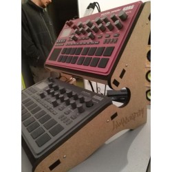 Stand 2 Korg Electribe Wood