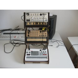 Stand 3 Korg Volca MDF