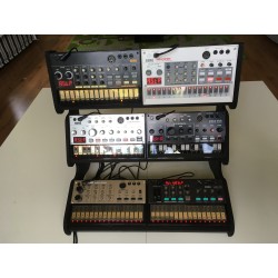 Stand 3 Korg 6 Volca MDF