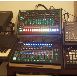 Stand 2 Roland AIRA TR-8   MX-1  MDF